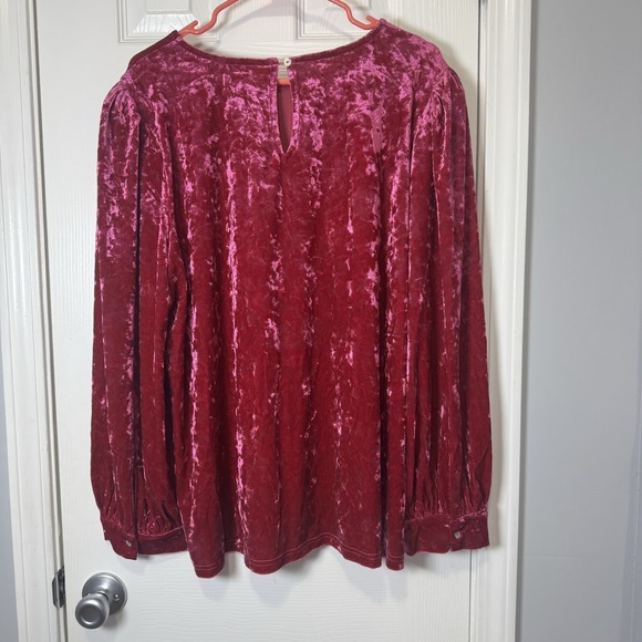 Jodifl Women's Velvet Long Sleeve Top Puff Shoulders Magenta Size 2x Plus NWT - Picture 3 of 5